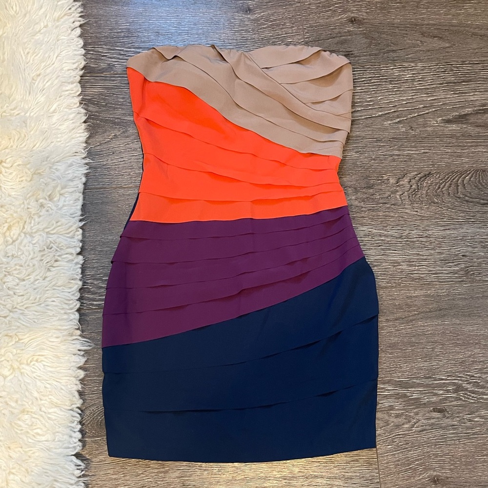 Strapless form fitted dress